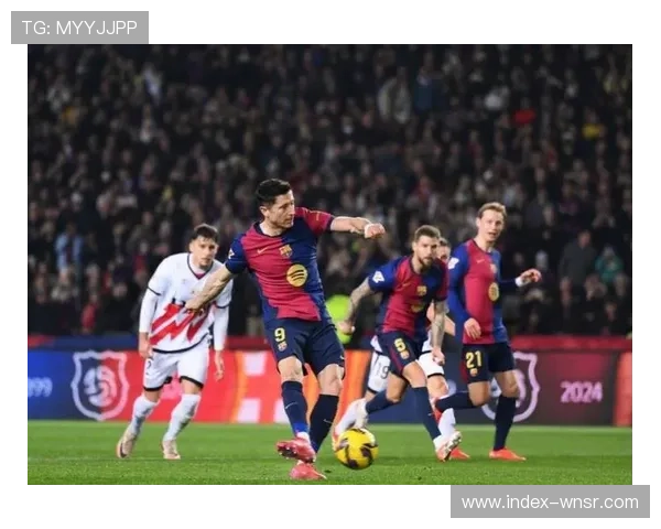 巴萨主场十连胜与马竞并列西甲第一 诺坎普成堡垒